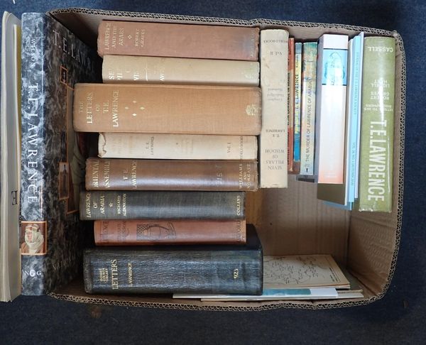 A COLLECTION OF T E LAWRENCE BOOKS