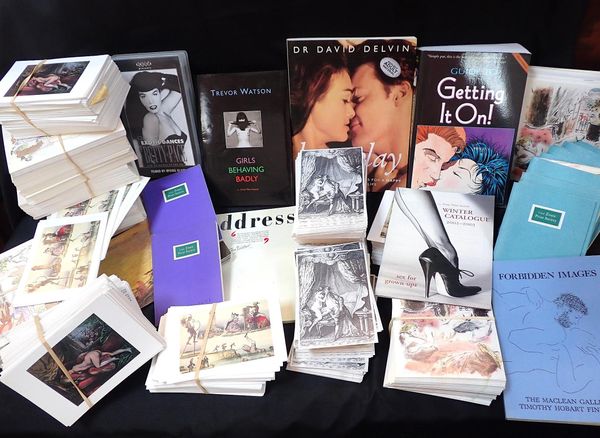A LARGE QUANTITY OF EROTIC POSTCARDS
