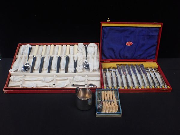 AN ELKINGTON SILVER-PLATED HALF PINT MUG