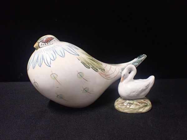 COLIN MELBORNE 'BEWICK' 1960's WHITE BODY DOVE