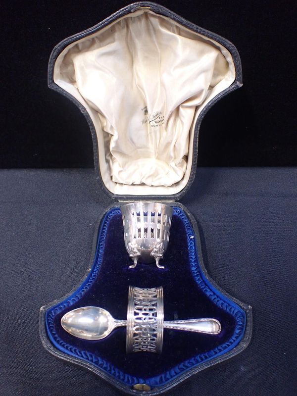 AN EDWARD VII SILVER THREE PIECE CHRISTENING SERVICE