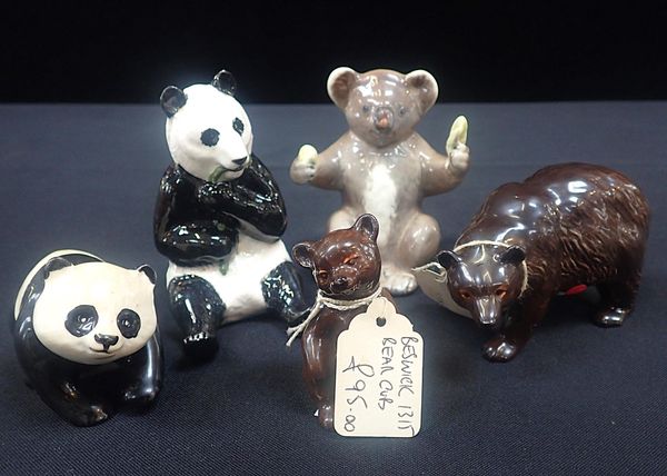 A GROUP OF FIVE BESWICK CERAMIC BEARS