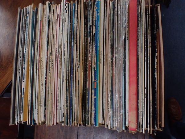 A COLLECTION OF LP VINYL RECORDS, MANY JAZZ