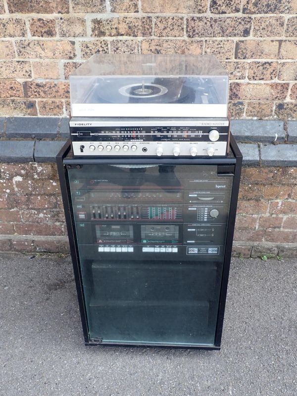 A FIDELITY 'RADIO MASTER' TURNTABLE