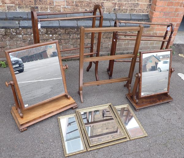 A VICTORIAN MAHOGANY TOILET MIRROR