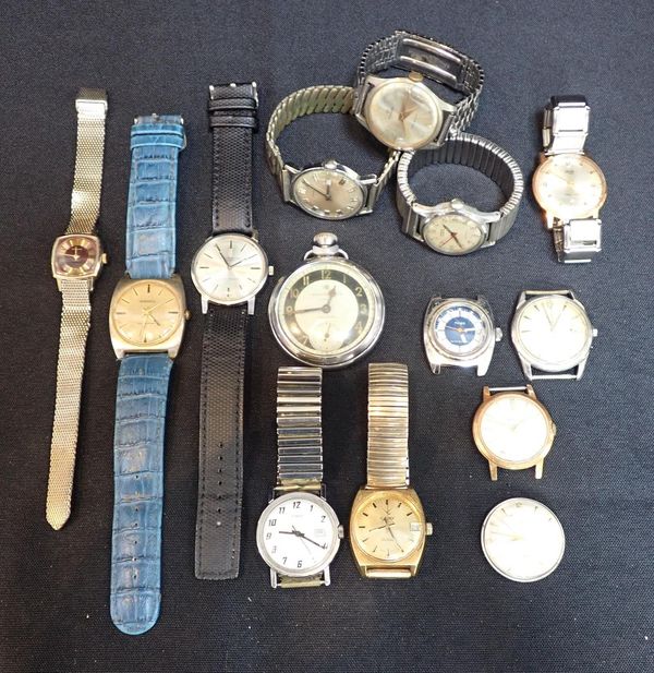 A COLLECTION OF MECHANICAL WRISTWATCHES