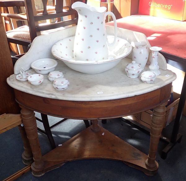 A VICTORIAN MARBLE TOPPED CORNER WASH STAND