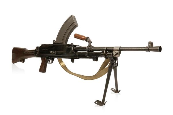 A BREN Mk2 LIGHT MACHINE GUN INGLIS 1943 .303 calibre