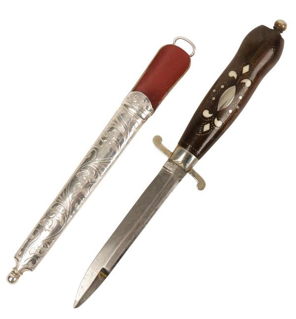 A LADIES DAGGER