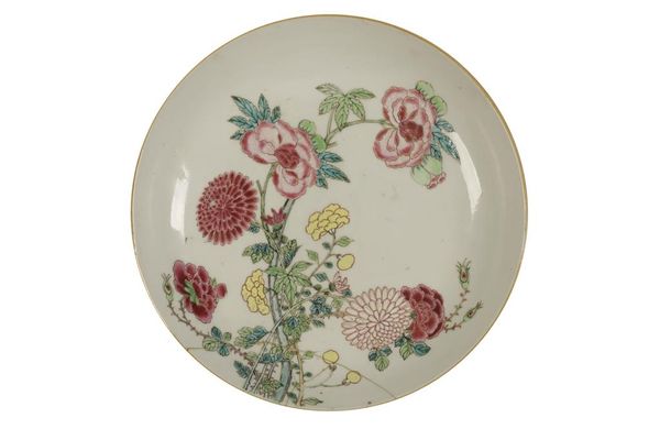 FINE FAMILLE ROSE DISH, JOHANNEUM MARK N=176, YONGZHENG PERIOD (1723-1735)