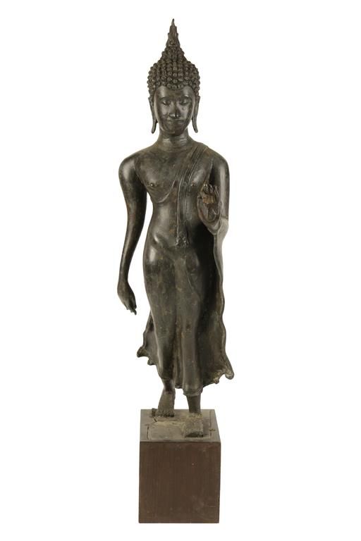 BRONZE FIGURE OF A WALKING BUDDHA, THAILAND, 18TH / 19TH CENTURY