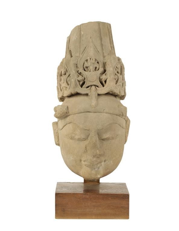 CARVED SANDSTONE HEAD OF A BODHISATTVA, KUSHAN STYLE