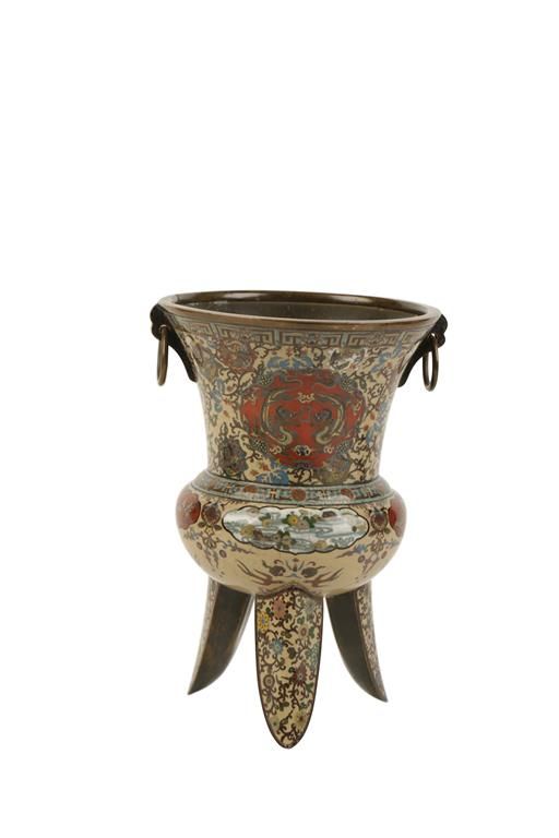 FINE CLOISONNE TRIPOD KORO, MEIJI PERIOD(1868-1912