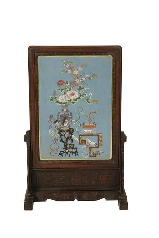 CLOISONNE AND HARDWOOD TABLE SCREEN, QING DYANSTY, 19TH CENTURY