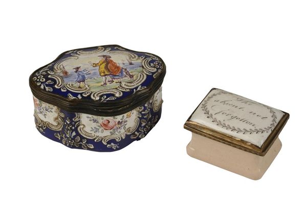 CONTINENTAL SHAPED ENAMEL SNUFF BOX