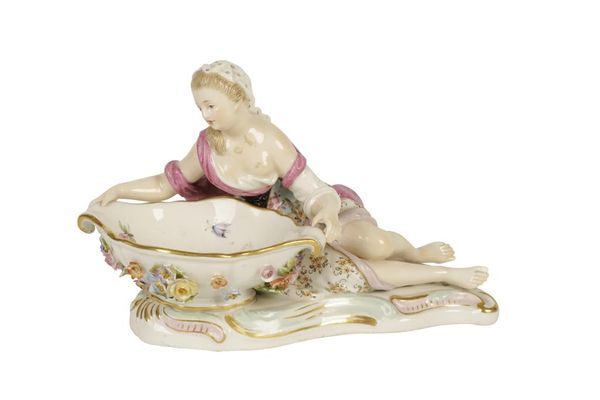 MEISSEN STYLE SWEETS DISH 18TH CENTURY