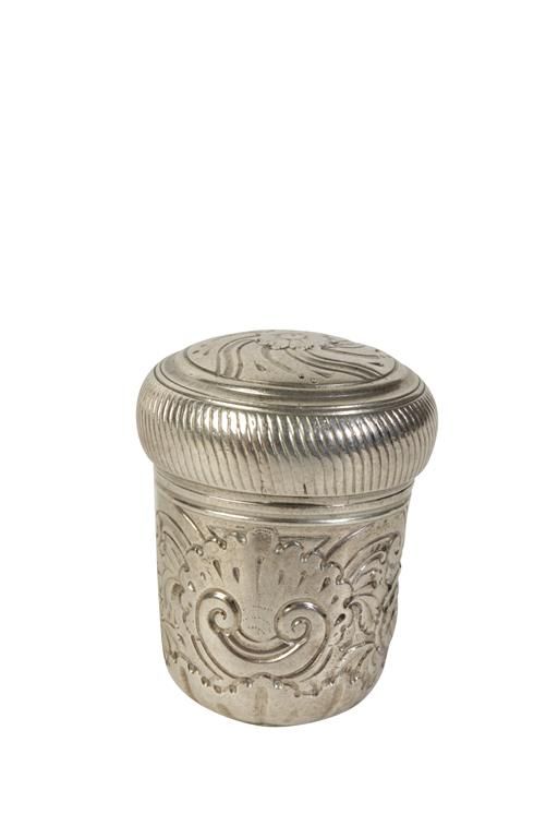 18TH / 19TH CENTURY SILVER NUTMEG GRATER