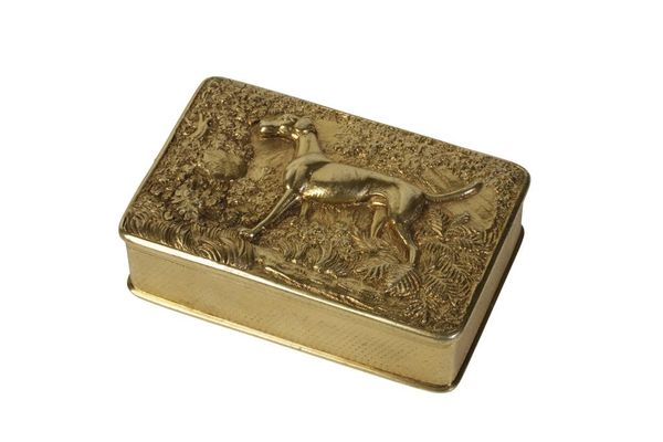 GEORGE III SILVER GILT SNUFF BOX