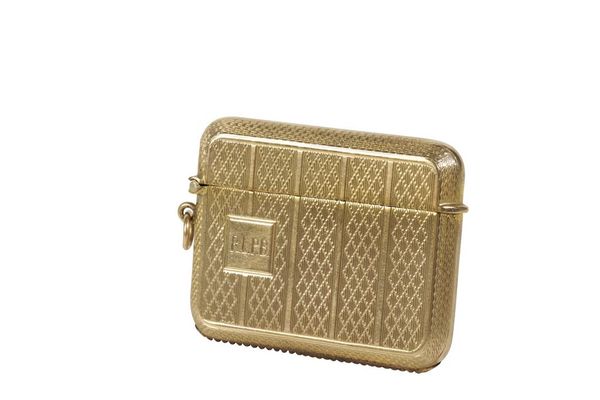 AN ART DECO 9CT YELLOW GOLD VESTA CASE