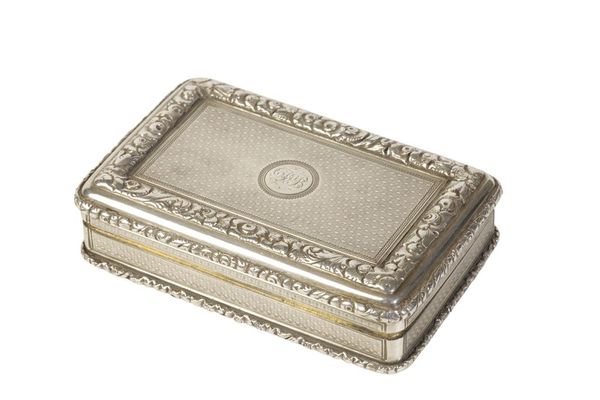 VICTORIAN SILVER TABLE SNUFF BOX