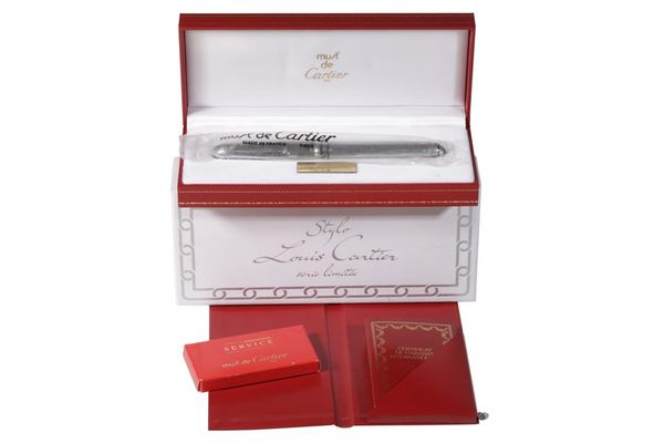 MUST DE CARTIER "LOUIS CARTIER" LIMITED EDITION FOUNTAIN PEN