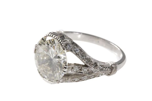 DIAMOND DRESS RING