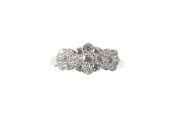 TRIPLE CLUSTER DIAMOND RING