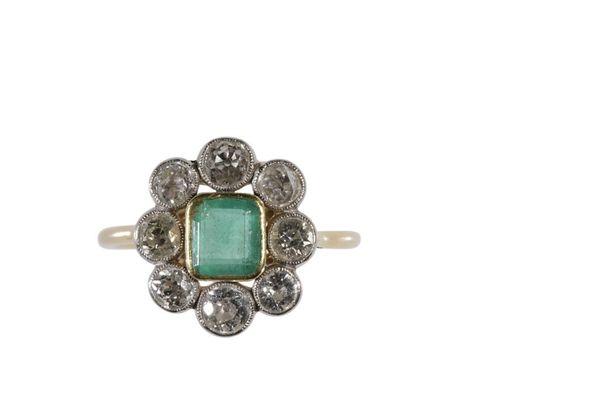 VICTORIAN EMERALD AND DIAMOND RING