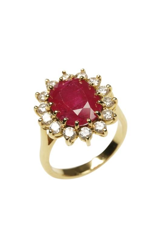 RUBY AND DIAMOND DRESS RING