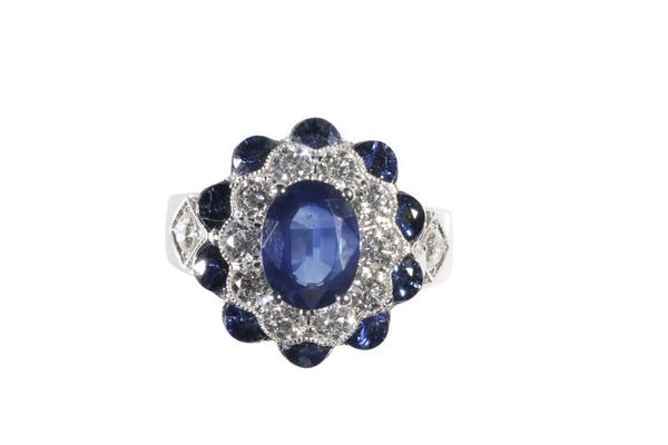 SAPPHIRE AND DIAMOND CLUSTER RING