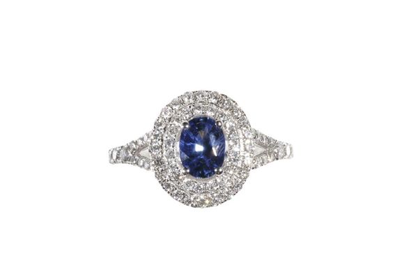 TANZANITE AND DIAMOND DRESS RING