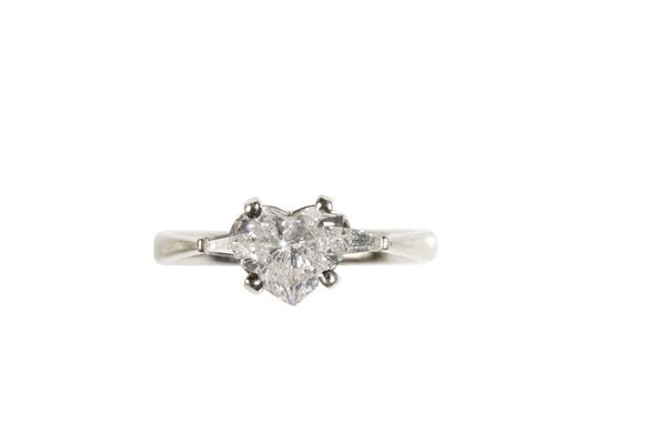 DIAMOND DRESS RING