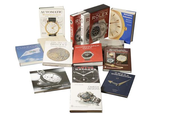 COLLECTION OF VARIOUS WATCH BOOKS