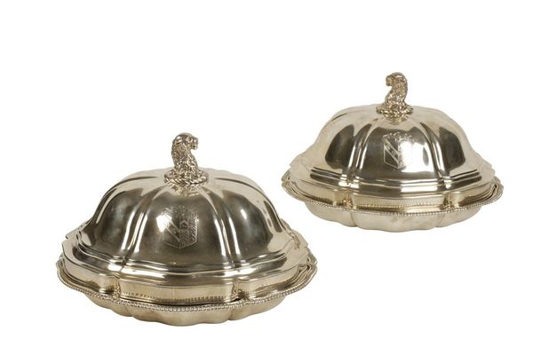 PAIR OF GEORGE IV SILVER ENTREE DISHES AND COVERS