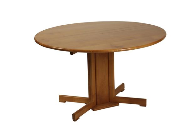 •JOHN MAKEPEACE OBE (b.1939): A CHERRY WOOD DROP LEAF TABLE