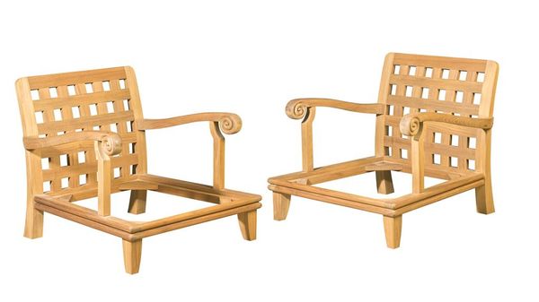 RICHARD WILLIAMS: A PAIR OF BURMESE TEAK OUTDOOR ARMCHAIRS