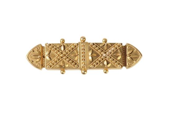 ETRUSCAN STYLE 15CT YELLOW GOLD BROOCH