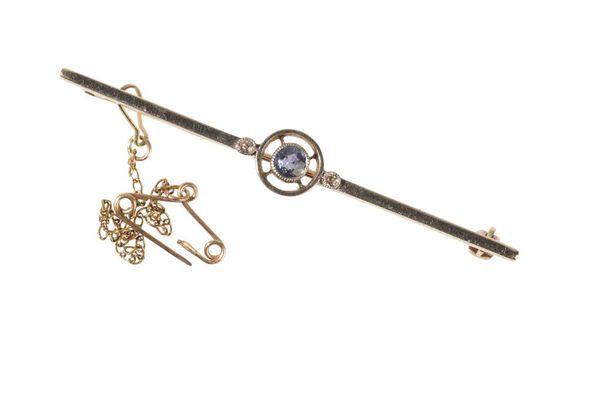 SAPPHIRE BAR BROOCH