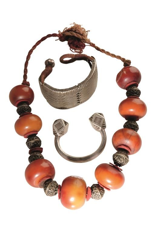 TURKOMAN AMBER NECKLACE