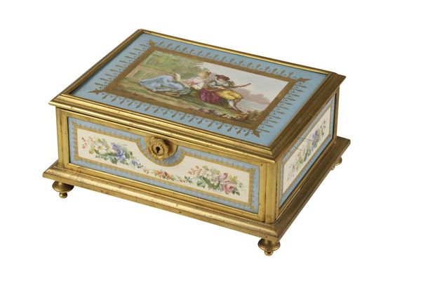 FRENCH ENAMEL BOX, C. 1890, the hinged lid painted with classic figures in a lan