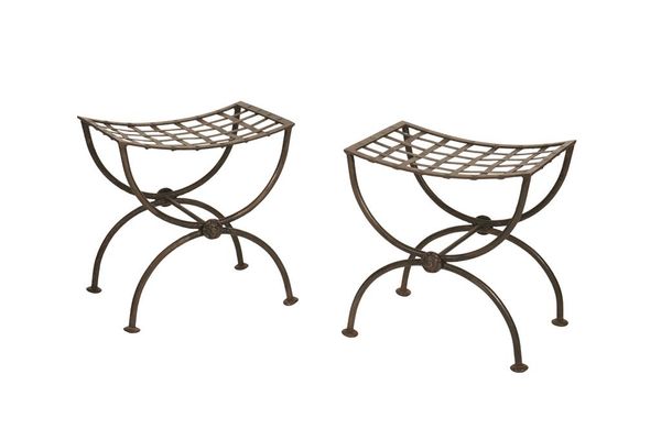 PAIR OF METAL STOOLS