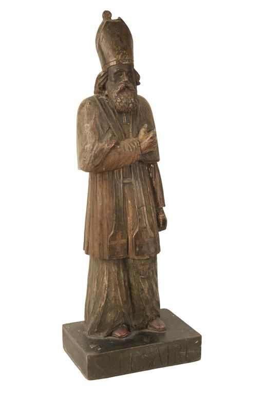 CONTINENTAL CARVED WOOD FIGURE