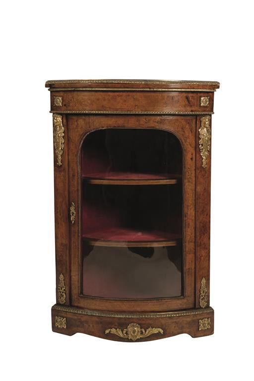 FINE VICTORIAN WALNUT BOW-FRONT CORNER CUPBOARD