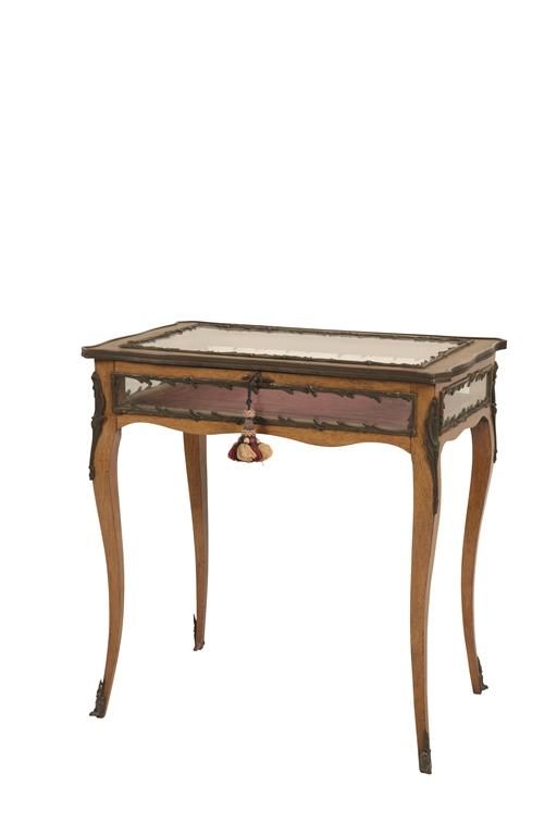 ORMOLU MOUNTED BIJOUTERIE TABLE