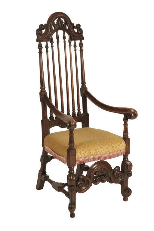 WILLIAM AND MARY STYLE OAK ELBOW CHAIR