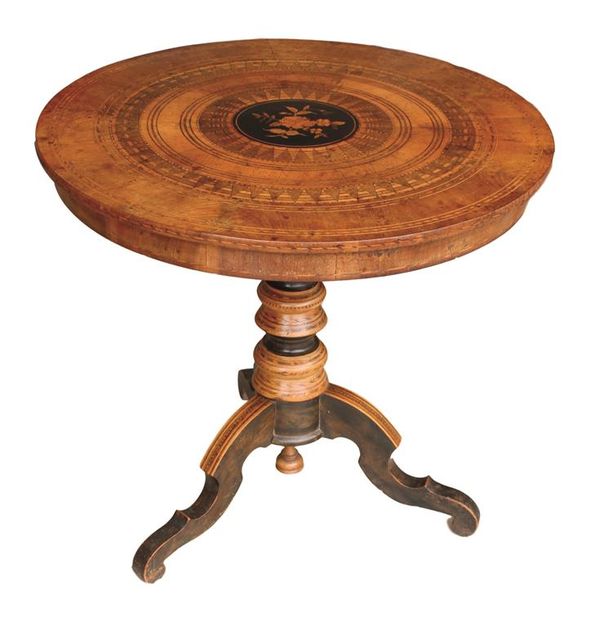 WALNUT AND INLAID PARQUETRY CIRCULAR TOPPED TABLE