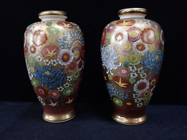 A PAIR OF JAPANESE SATSUMA MILLE-FLEUR VASES