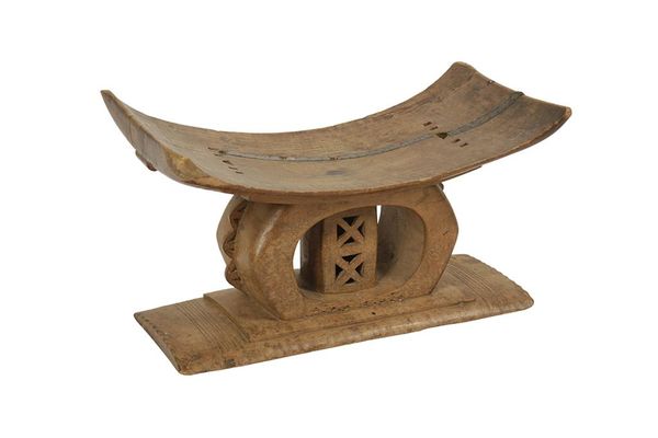 WOODEN ASHANTI STOOL