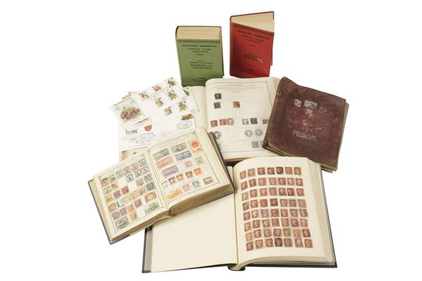 QUANTITY MIXED WORLD AND BRITISH STAMPS ALBUMS