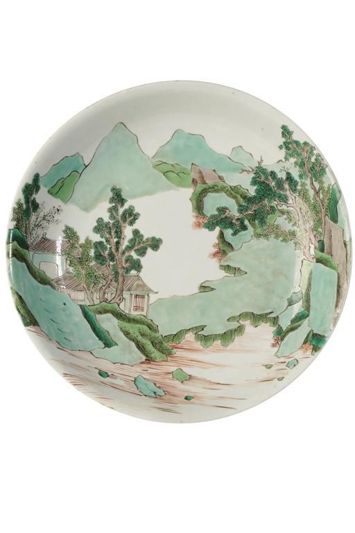 FAMILLE VERTE LOW DISH, EARLY KANGXI PERIOD